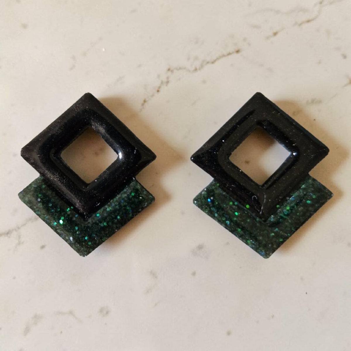 Calypso (noir mini paillettes vertes)