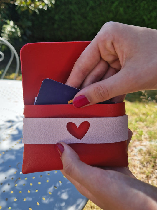 Etui minimaliste (amour toujours)