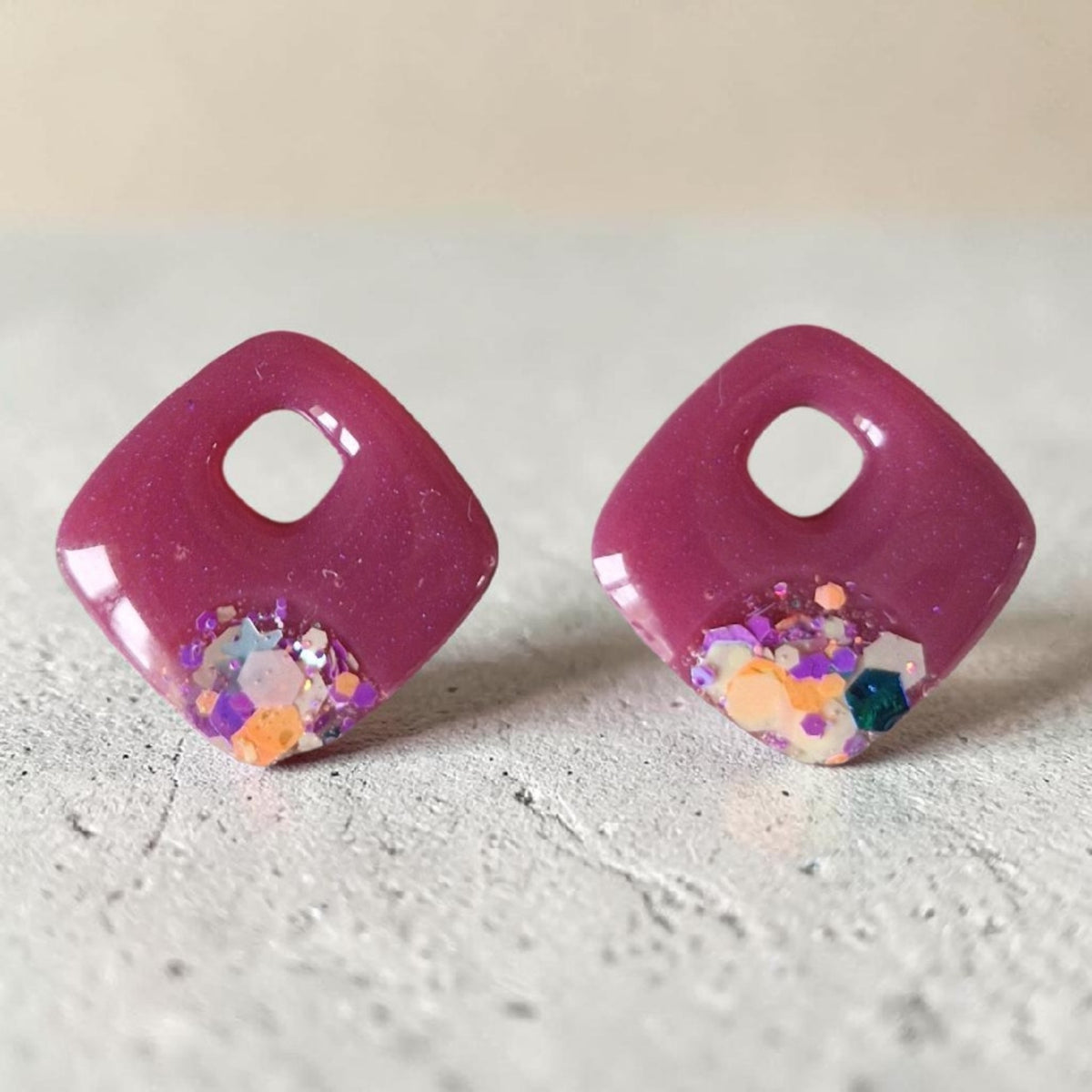 Alya (violet nacré et paillettes)