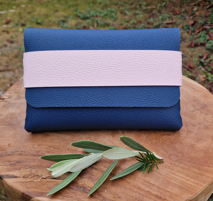 Etui minimaliste (bleu marine et rose)