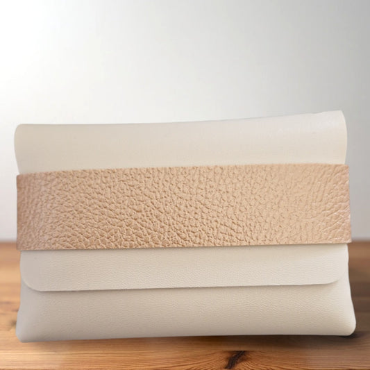 Etui minimaliste (beige et doré)